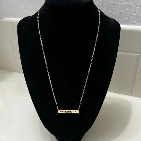 Be Brave Bar Necklace - Inspirational gift - Picture 2 of 3